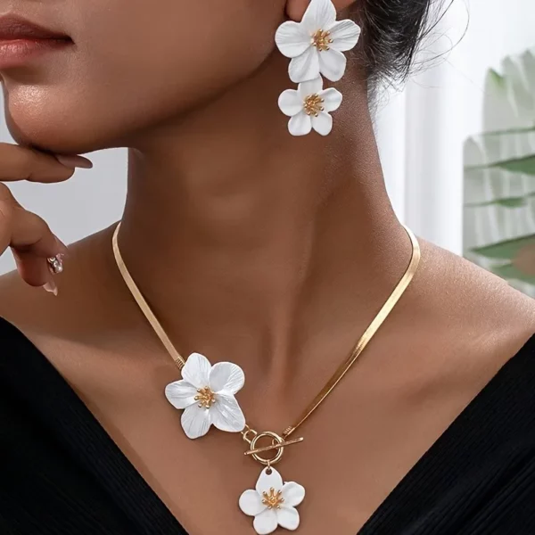 3pcs/set Elegant Flower Pendant Necklace and Earrings Jewelry Sets for Women Necklace Earring Suitable for Holiday Wedding