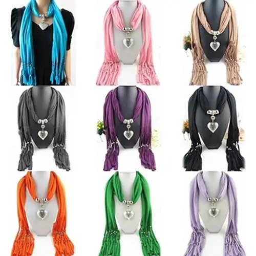 Vrouwen Mode Zachte Kraal Kwasten Sjaal met Hart Charm Hanger Accessoire