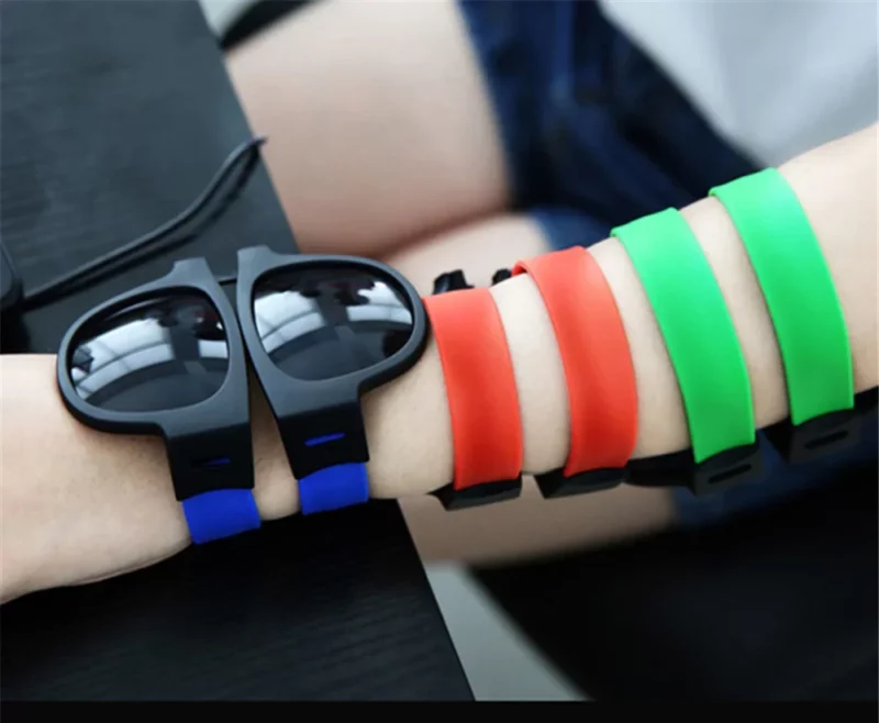 Vintage Folding Sunglasses Women Slappable Sun Glasses for Male Sport Wristband Fold Shades Eyewear Polarized Wrist Sunglasses - Image 3