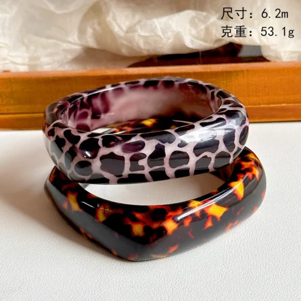 Vintage dikke geometrische polka dot hars luipaardpatroon geometrische vierkante brede dikke armband voor vrouwen feestaccessoire