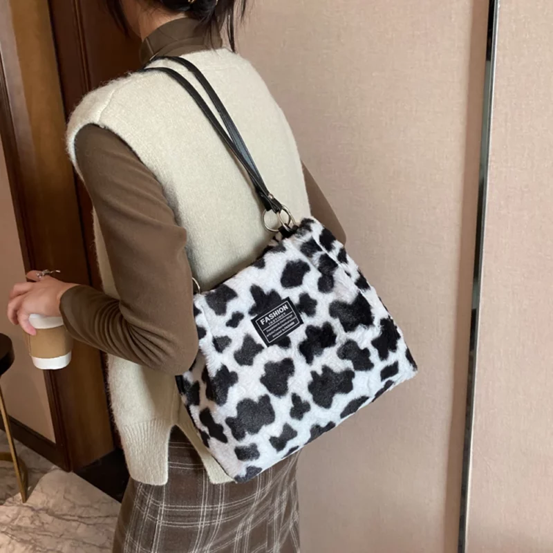 Zebra Strepen Koe Patroon Vintage Onderarmtas Herfst & Winter Zachte Pluche Tote Dames Pluizige Creatieve Handtas Dames Schoudertas - Image 2