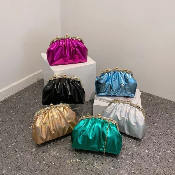 Glitter Laser Dames Leren Wolkentas 2022 Retro Keten Crossbody Tas Luxe Damestas Geplooide Knoedel Handtas Feestkoppeling