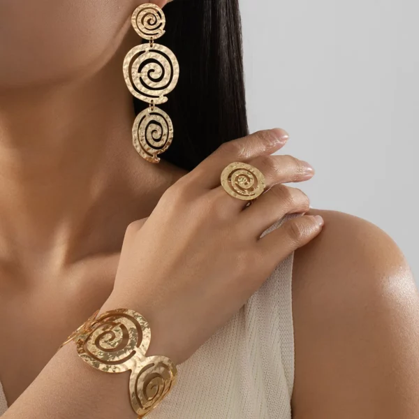 Overdreven Creatieve Metalen Spiraal Zonnebloem Open Ring Armband Set Voor Vrouwen Meisjes Party Gift Mode-sieraden AS021