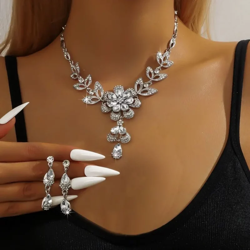 3 STKS Bruids Shining Crystal Sieraden Set Strass Prachtige Oorbellen Gouden Luxe Ketting Vrouwen - Image 2