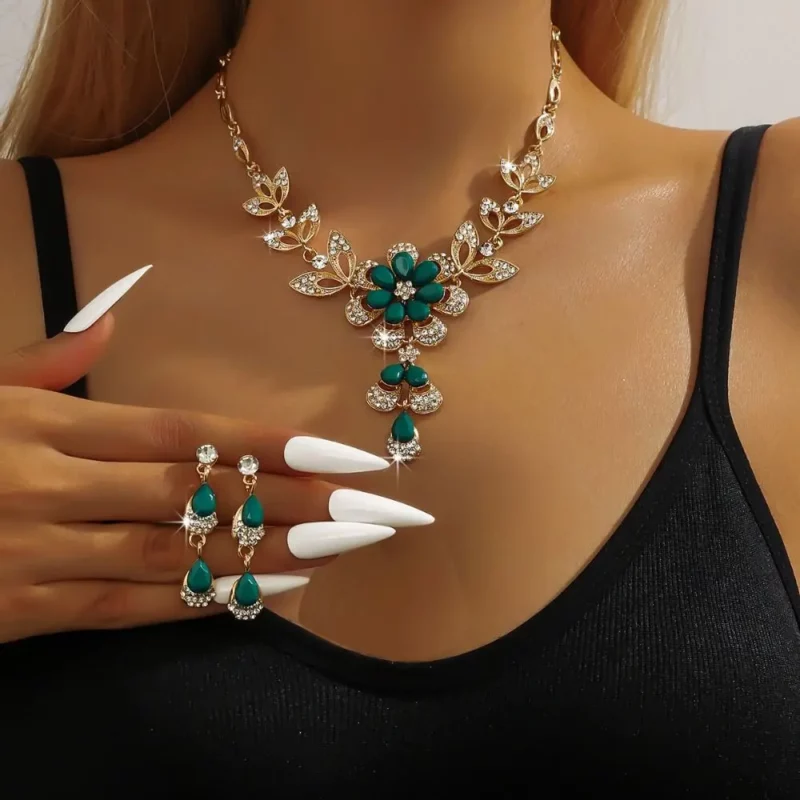 3 STKS Bruids Shining Crystal Sieraden Set Strass Prachtige Oorbellen Gouden Luxe Ketting Vrouwen - Image 3